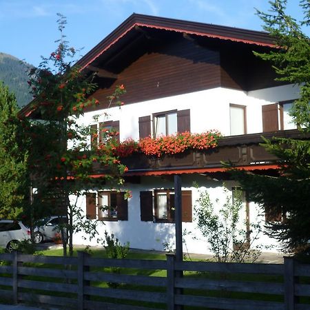 Haus Slechta Apartment Kitzbuhel Bagian luar foto