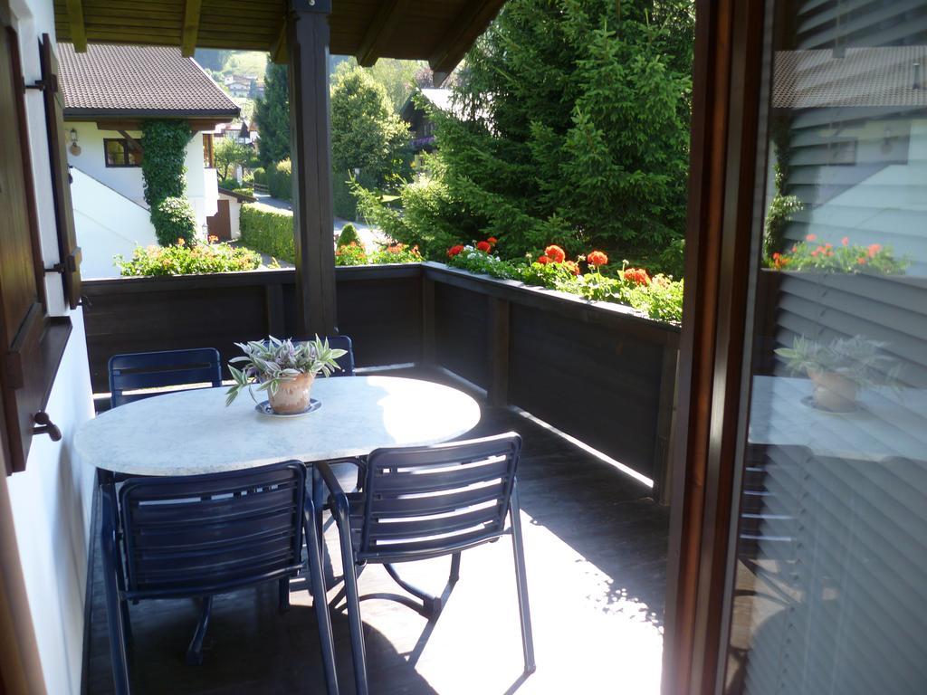 Haus Slechta Apartment Kitzbuhel Bagian luar foto