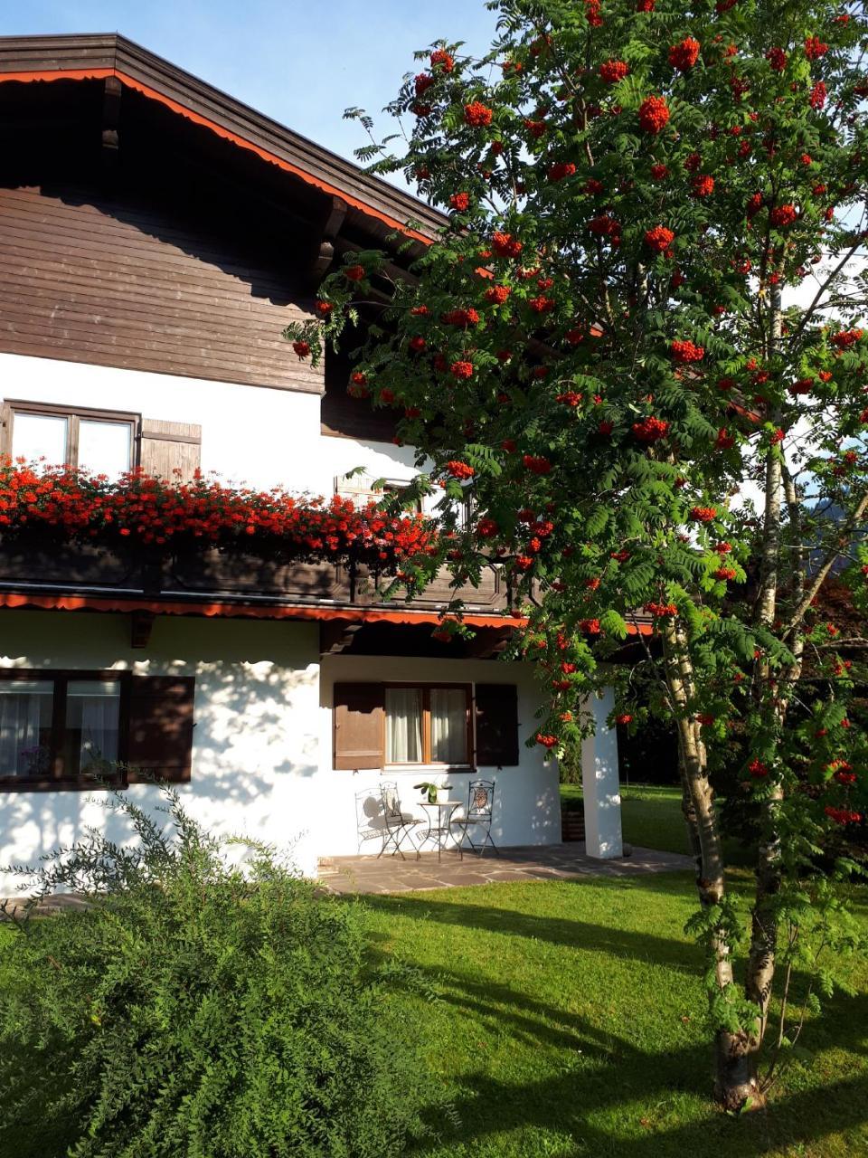 Haus Slechta Apartment Kitzbuhel Bagian luar foto
